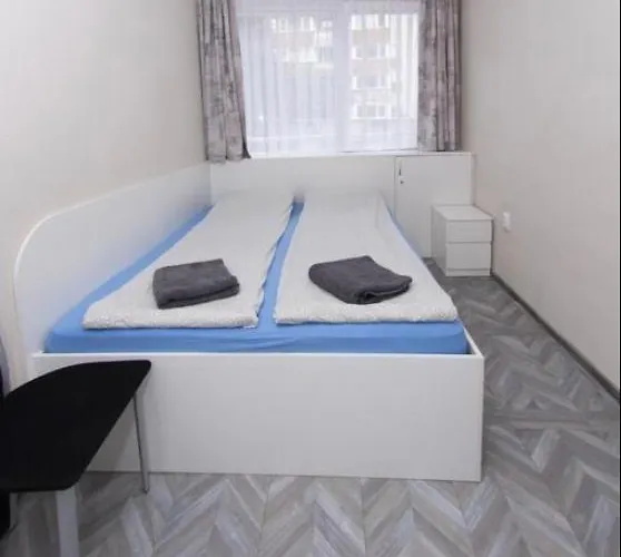 The Yellow Appartement *